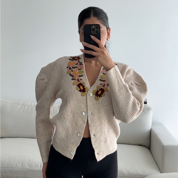 NEW floral cardigan - Picture 2 of 3